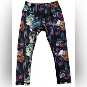 CALIA Carrie Underwood Leggings Size XS Floral Black and Multicolor